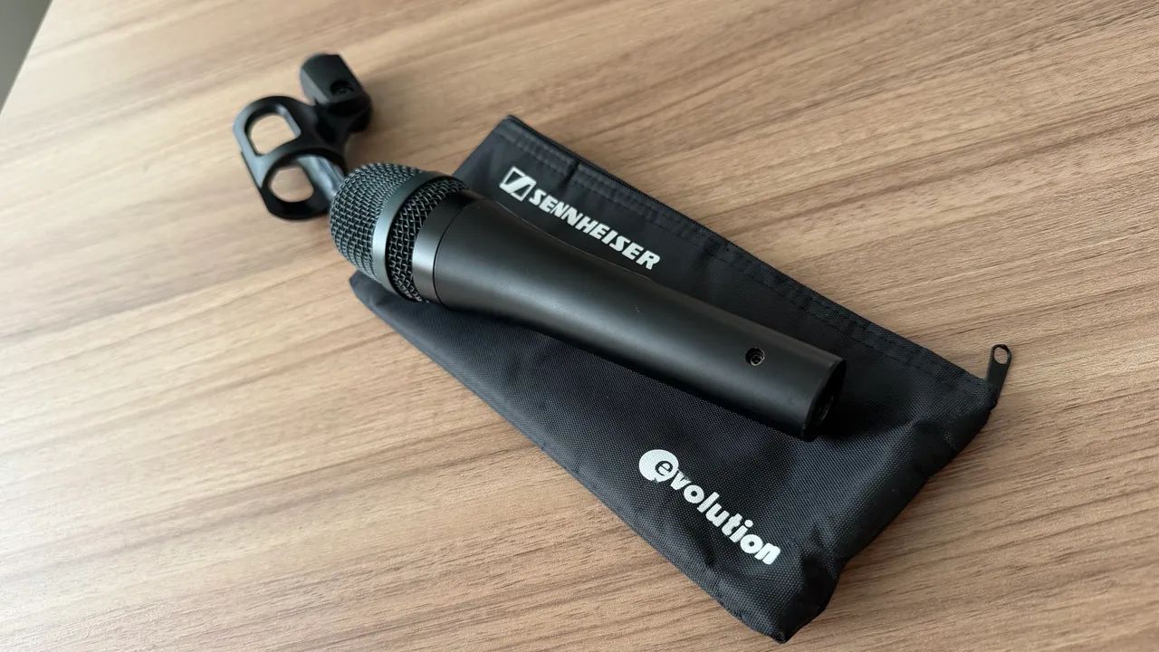 Microfone Sennheiser Evolution E 945 Dinâmico Supercardióide