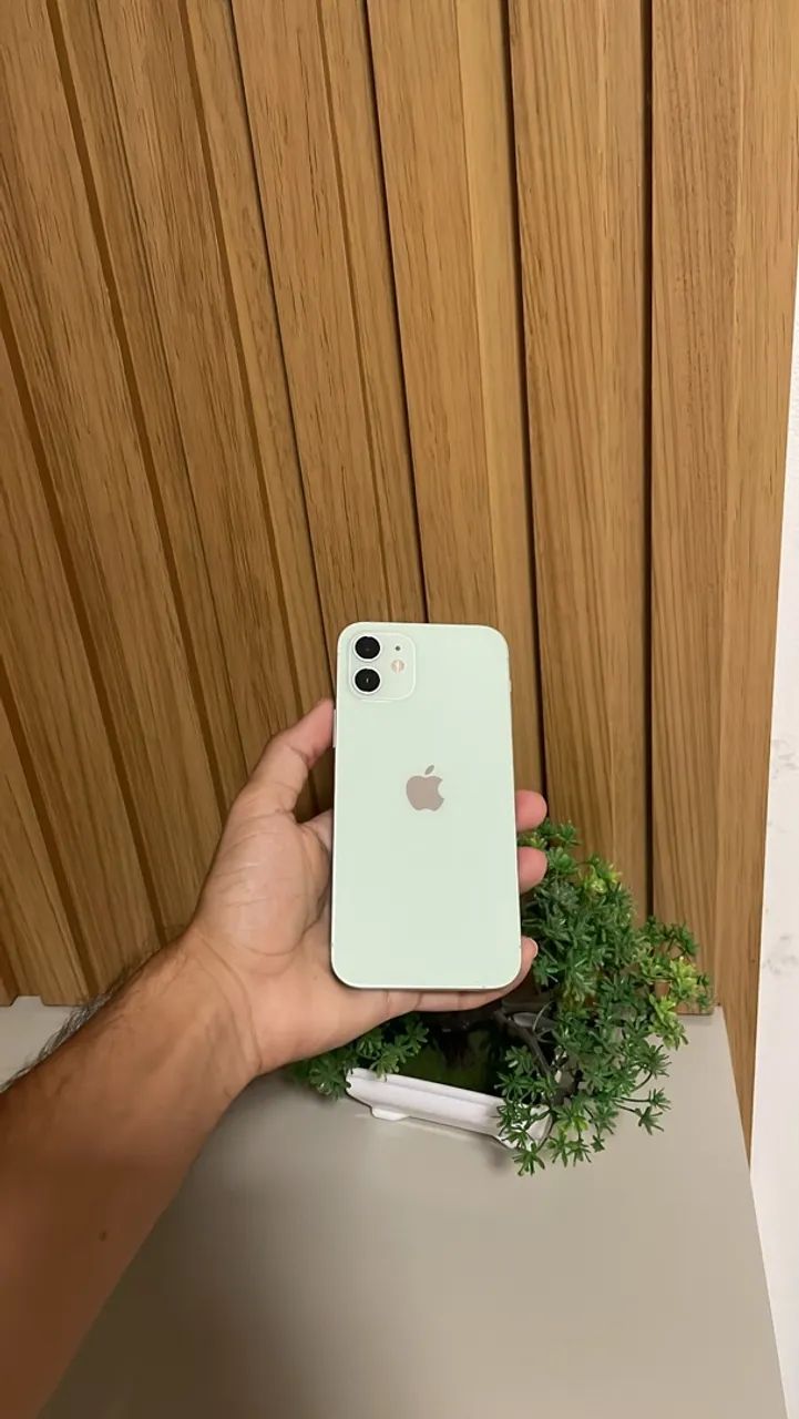 iPhone 12