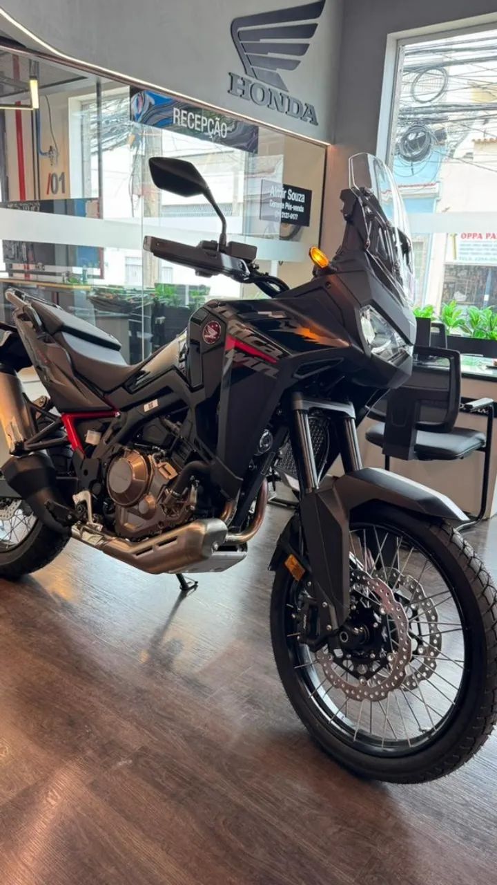 CRF 1100L Africa Twin MT 2026 disponivel - Foto 2