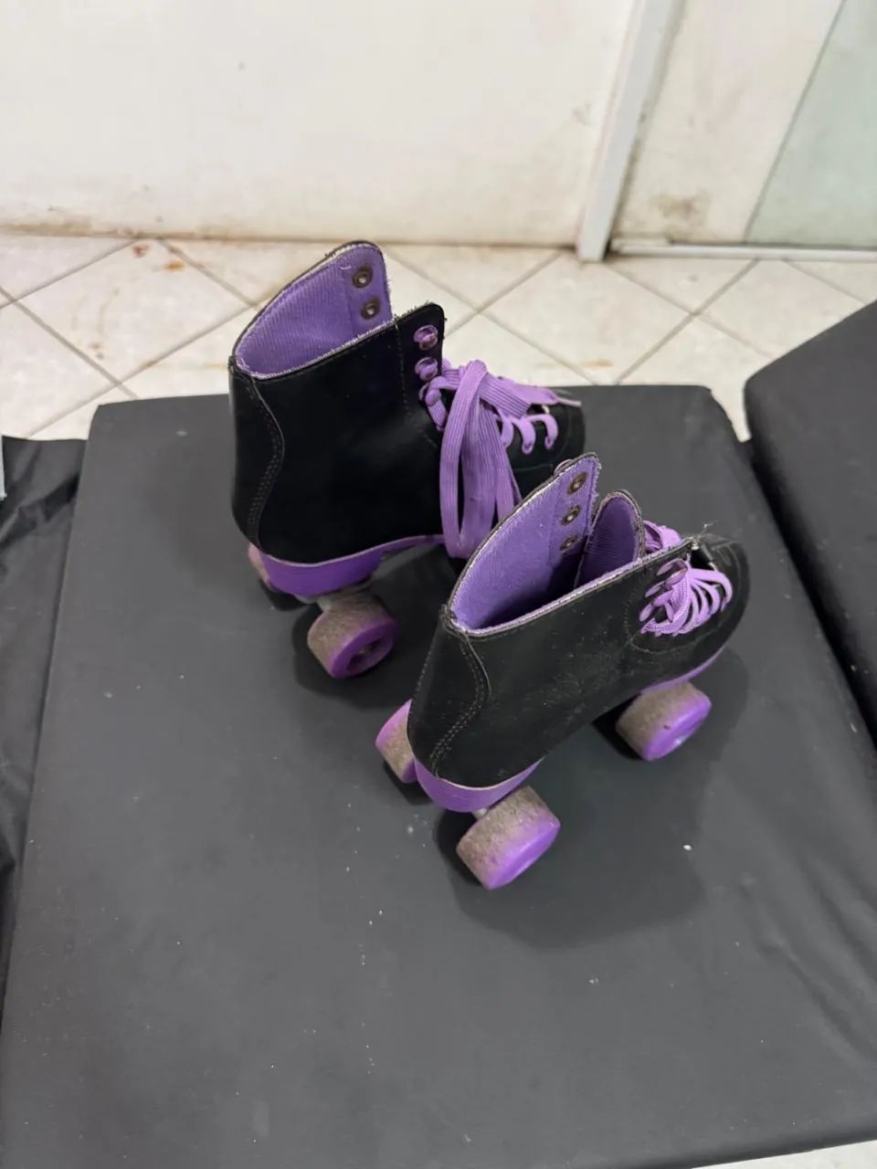 Vendo maca e dois patins  - Foto 2