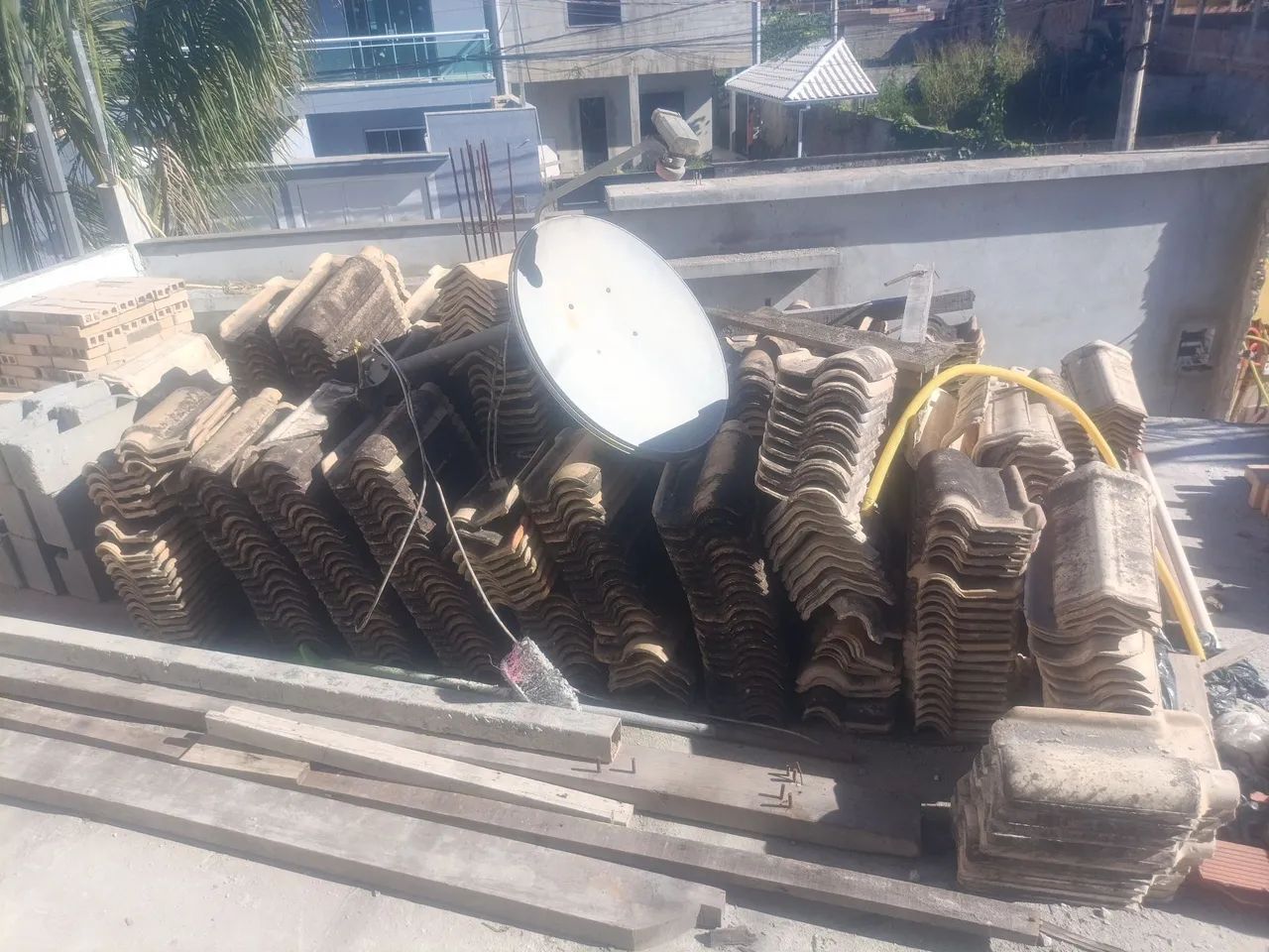 Telhas preço a combinar , Xerém RJ