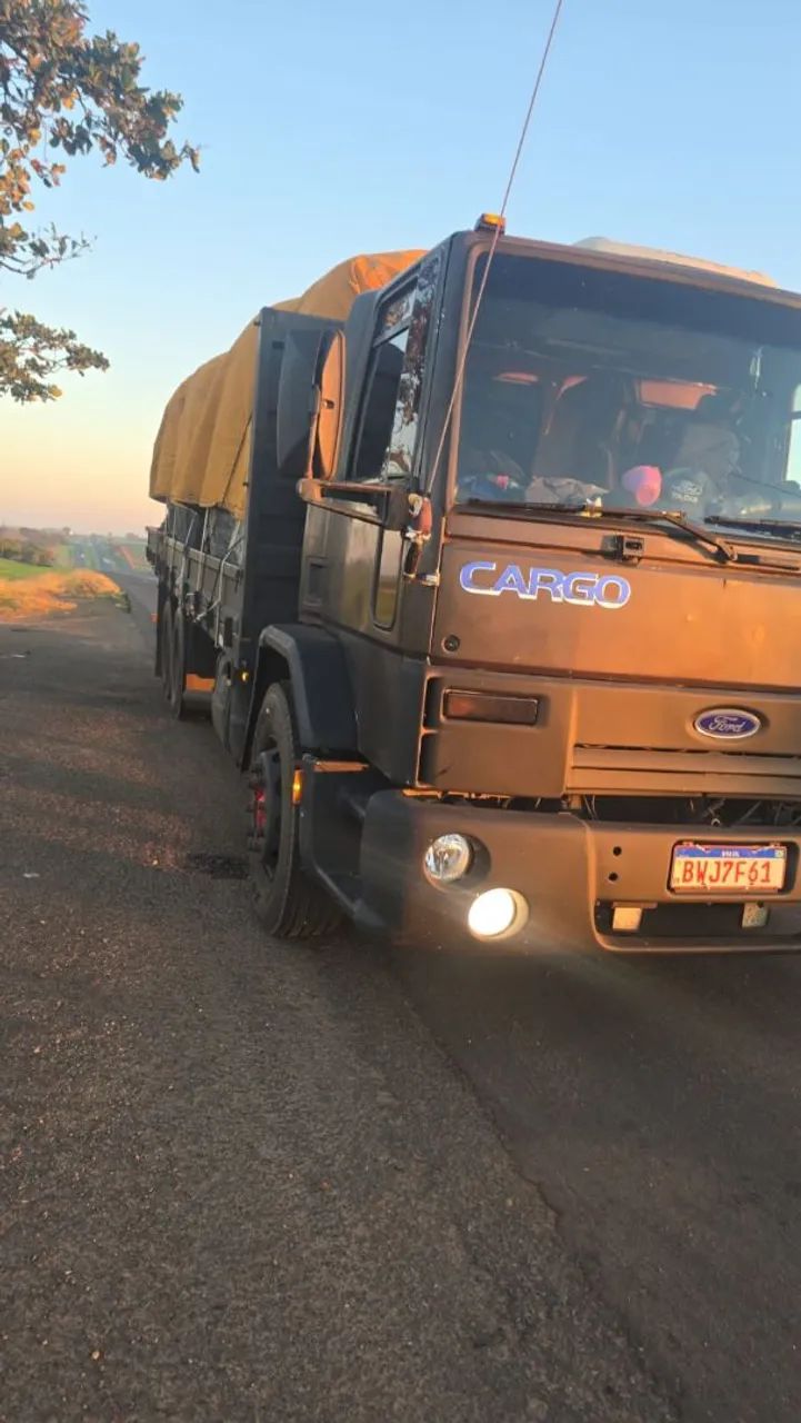 Ford cargo 1418  - Foto 3