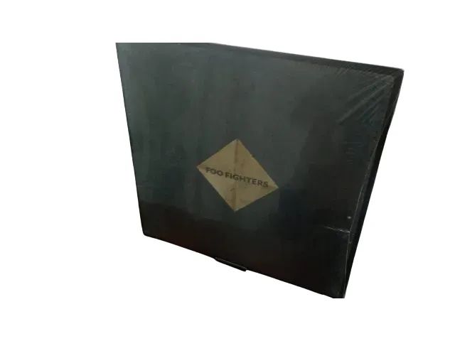  FRETE GRÁTIS Foo Fighters - Concrete and Gold NOVO
