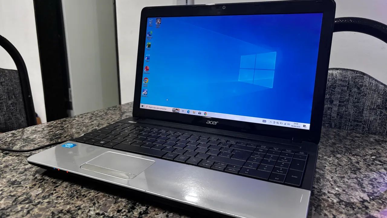 Notebook Acer 2.1 ghz pentium com ssd 128 com 10gb ram  ( lindo note)
