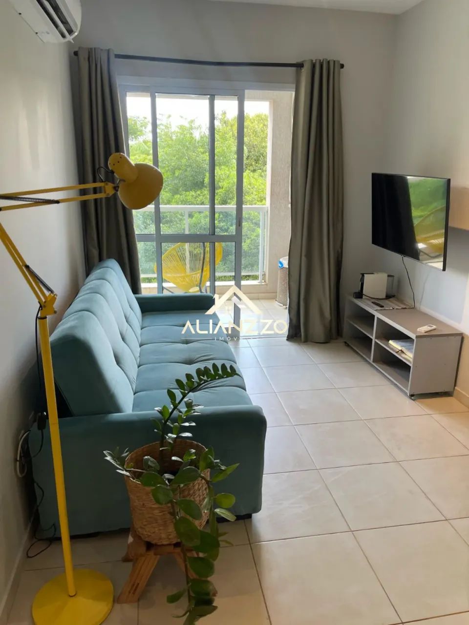 Apartamento mobiliado disponível para locação e venda