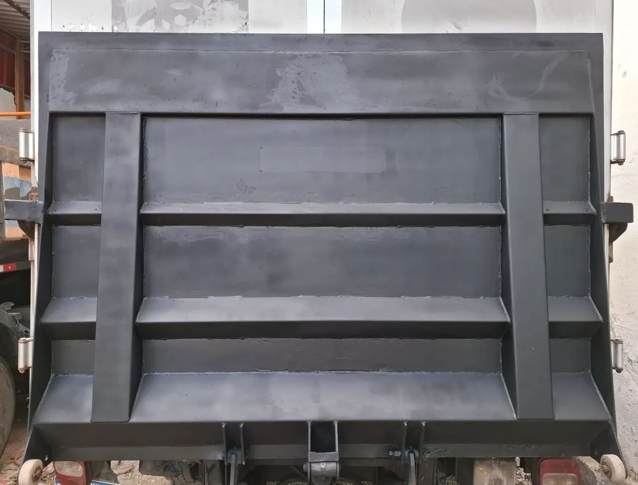 Plataforma Hidraulica Markshell pra Iveco express 3/4 - Foto 3