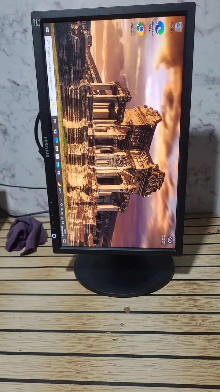 MONITOR 19 POLEGADAS  PÉ ARTUCULADO 260$ - Foto 2
