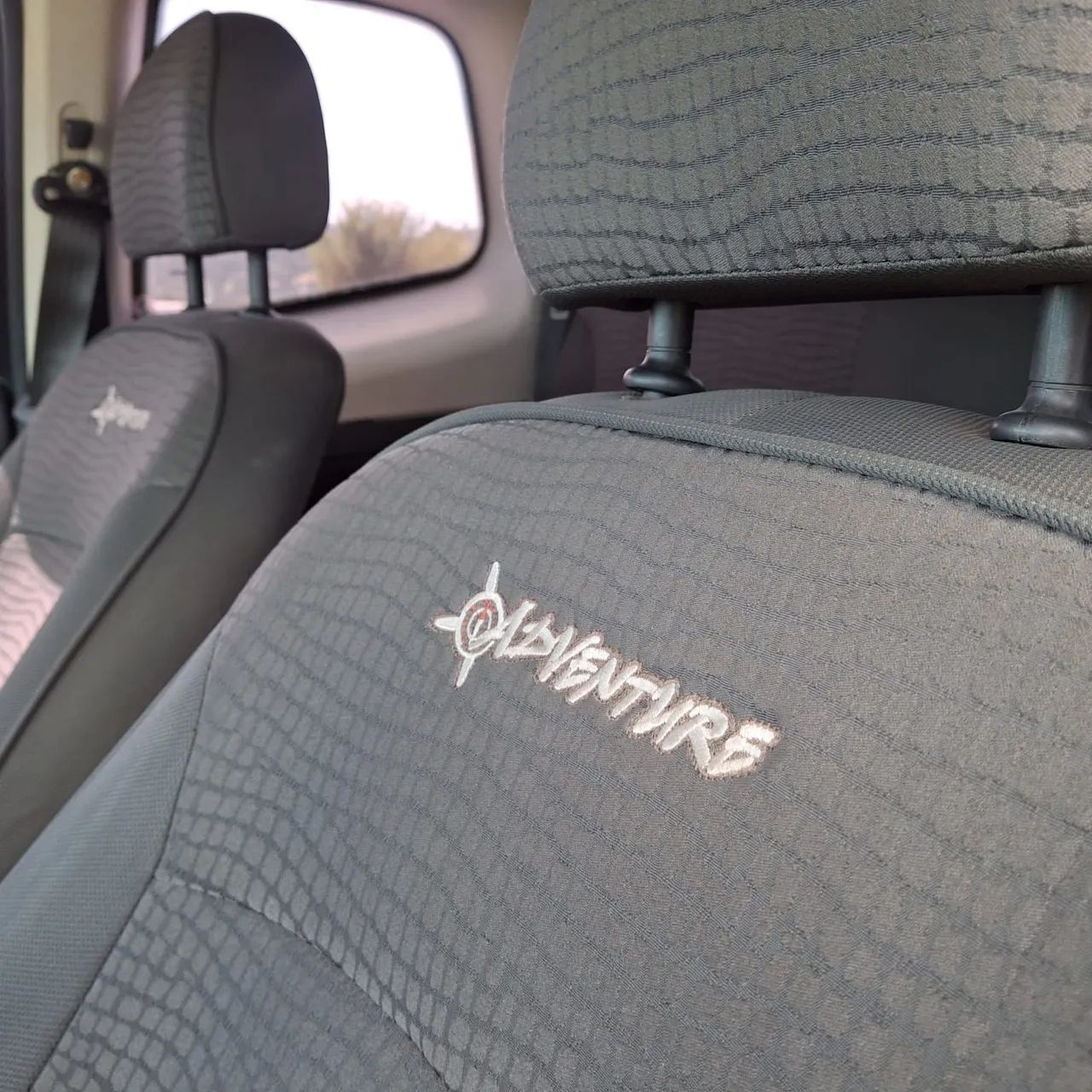 Fiat Strada Adv.1.8 16V Dualogic Flex CD 2012 - Foto 4