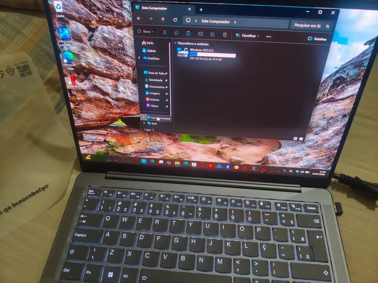 Vendo notebook Lenovo yoga slim 7i  - Foto 4