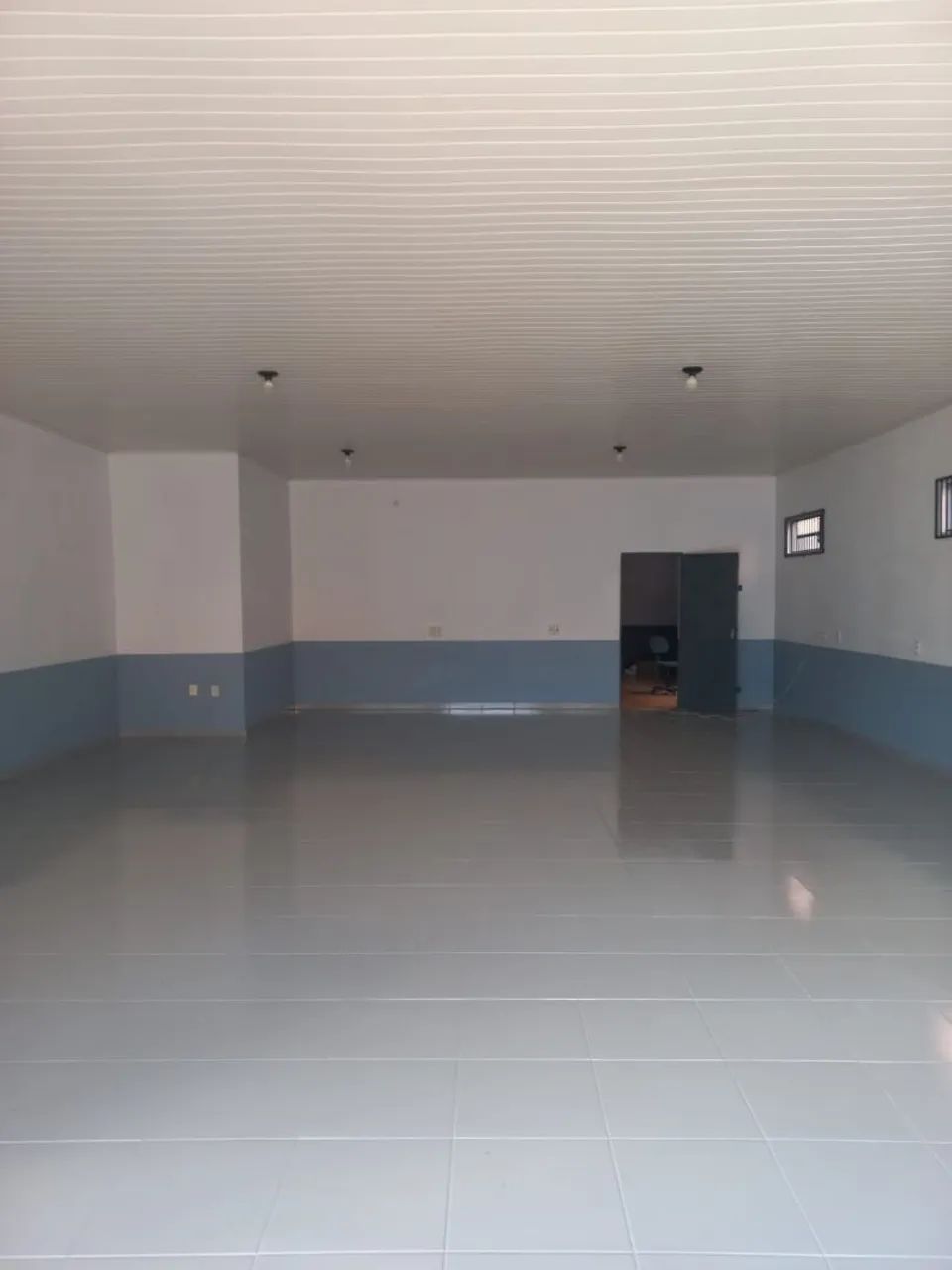 Ponto Comercial todo reformado - Foto 2