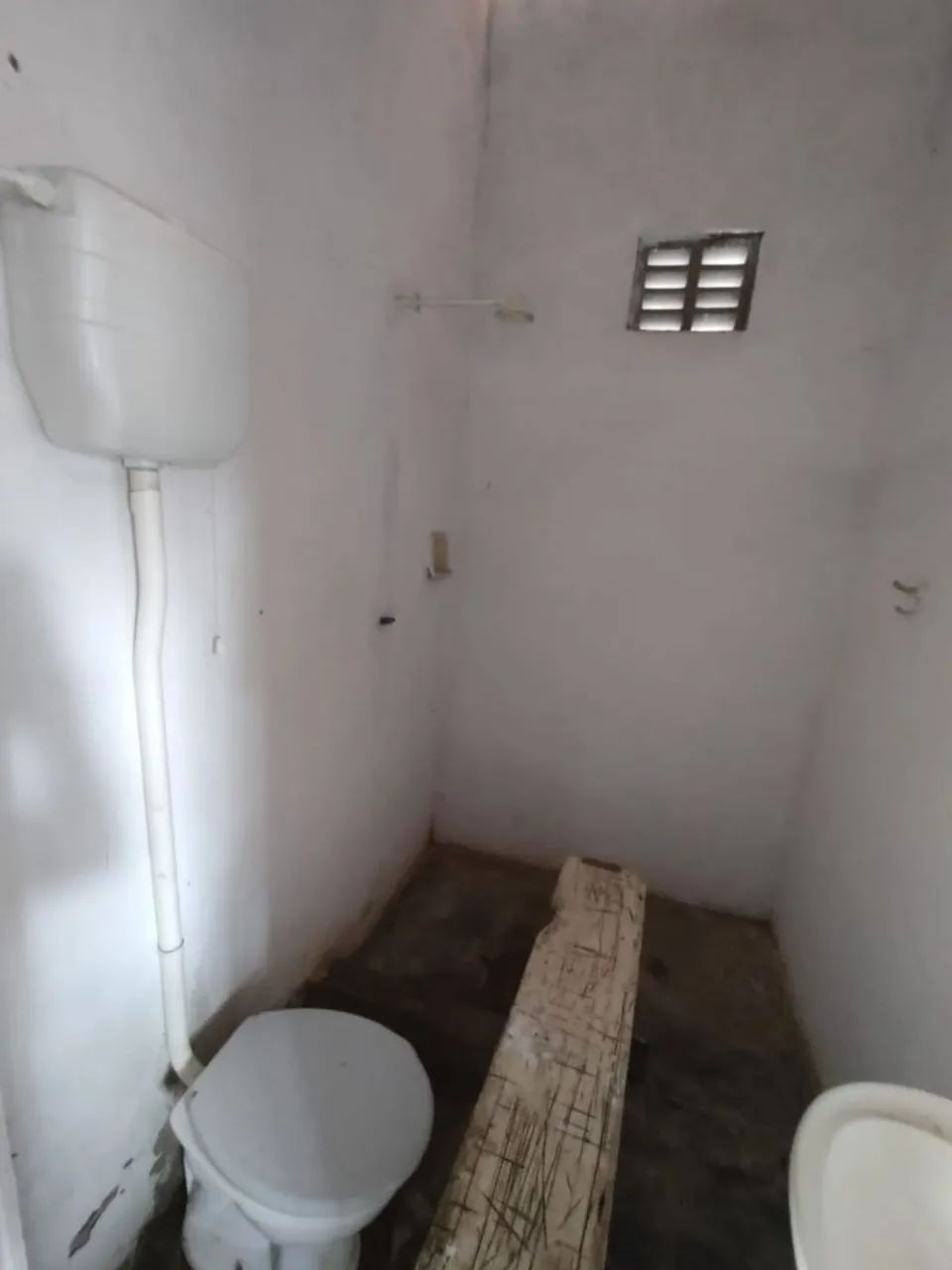Alugo casa dos fundos  - Foto 4
