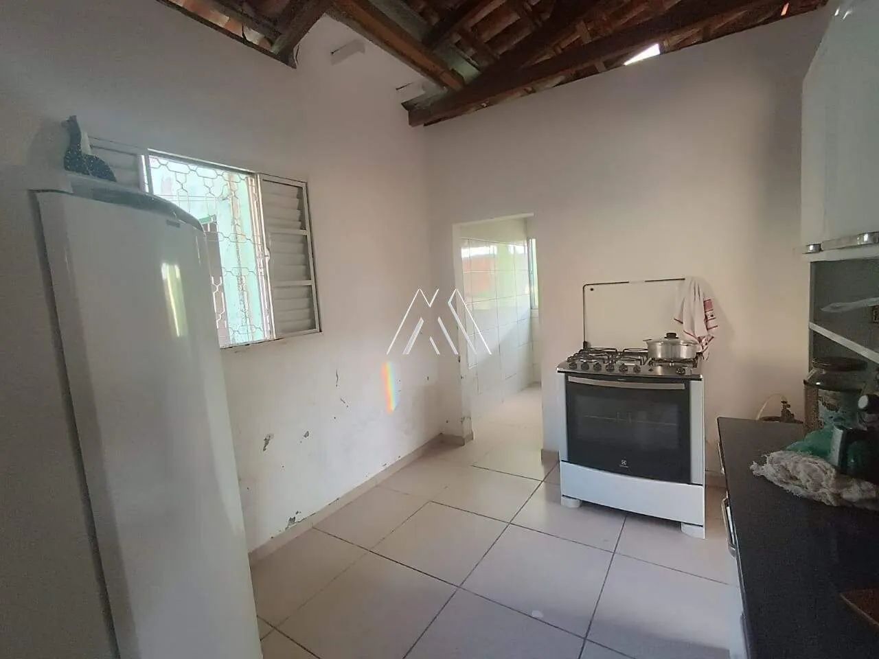 Vendo casa em Itaúna em excelente localização! - Foto 2