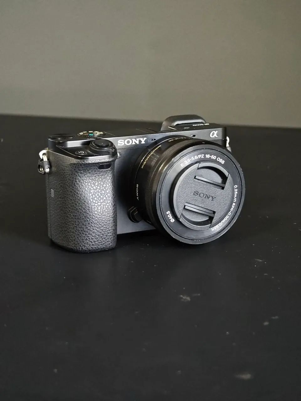 Sony Alpha a6000