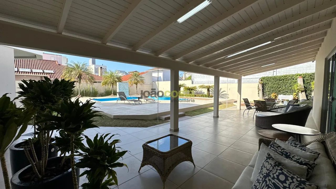 Casa à Venda no Centro de Palhoça | 480m² PRIVATIVOS - Foto 3