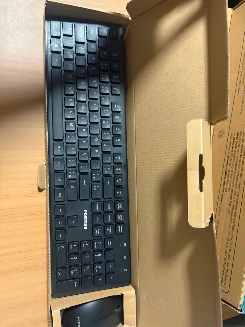 Computador All In One Positivo 21.5 - Foto 5