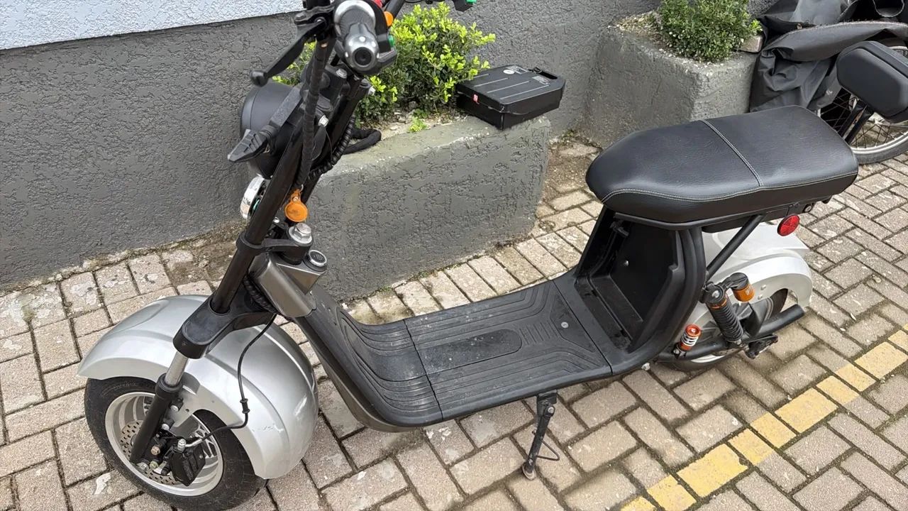 Moto elétrica 