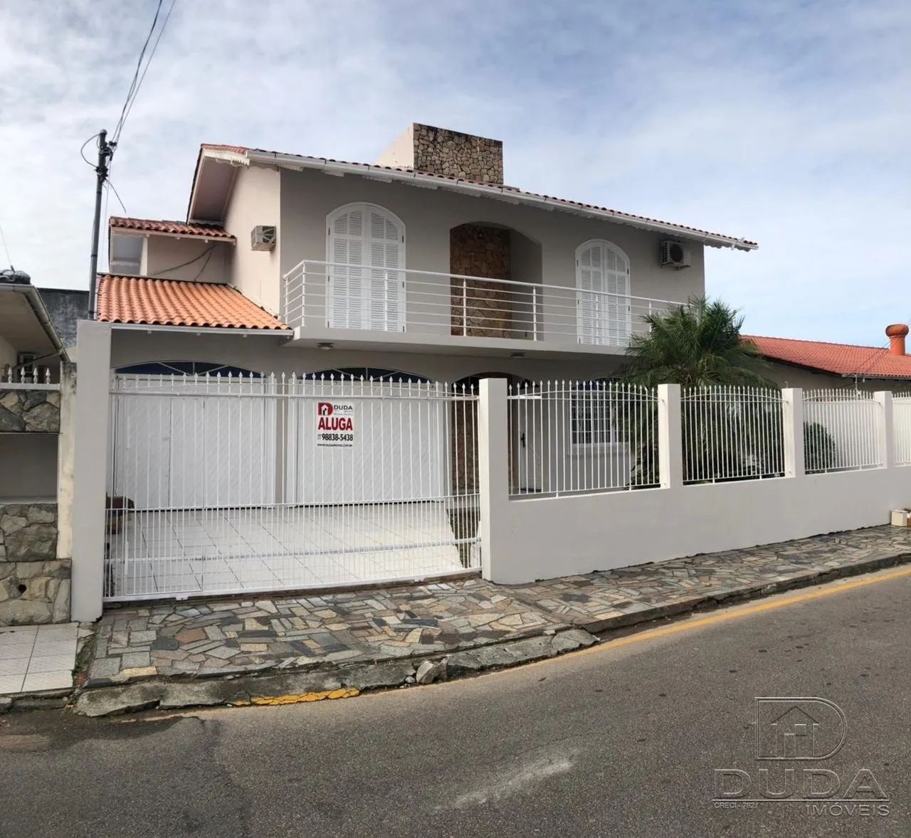 Casa 4 dormitorios, suite e piscina em São José - Foto 2