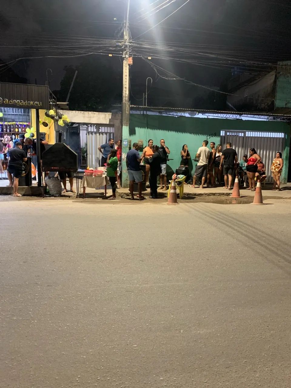 Alugo ponto comercial na avenida  - Foto 3