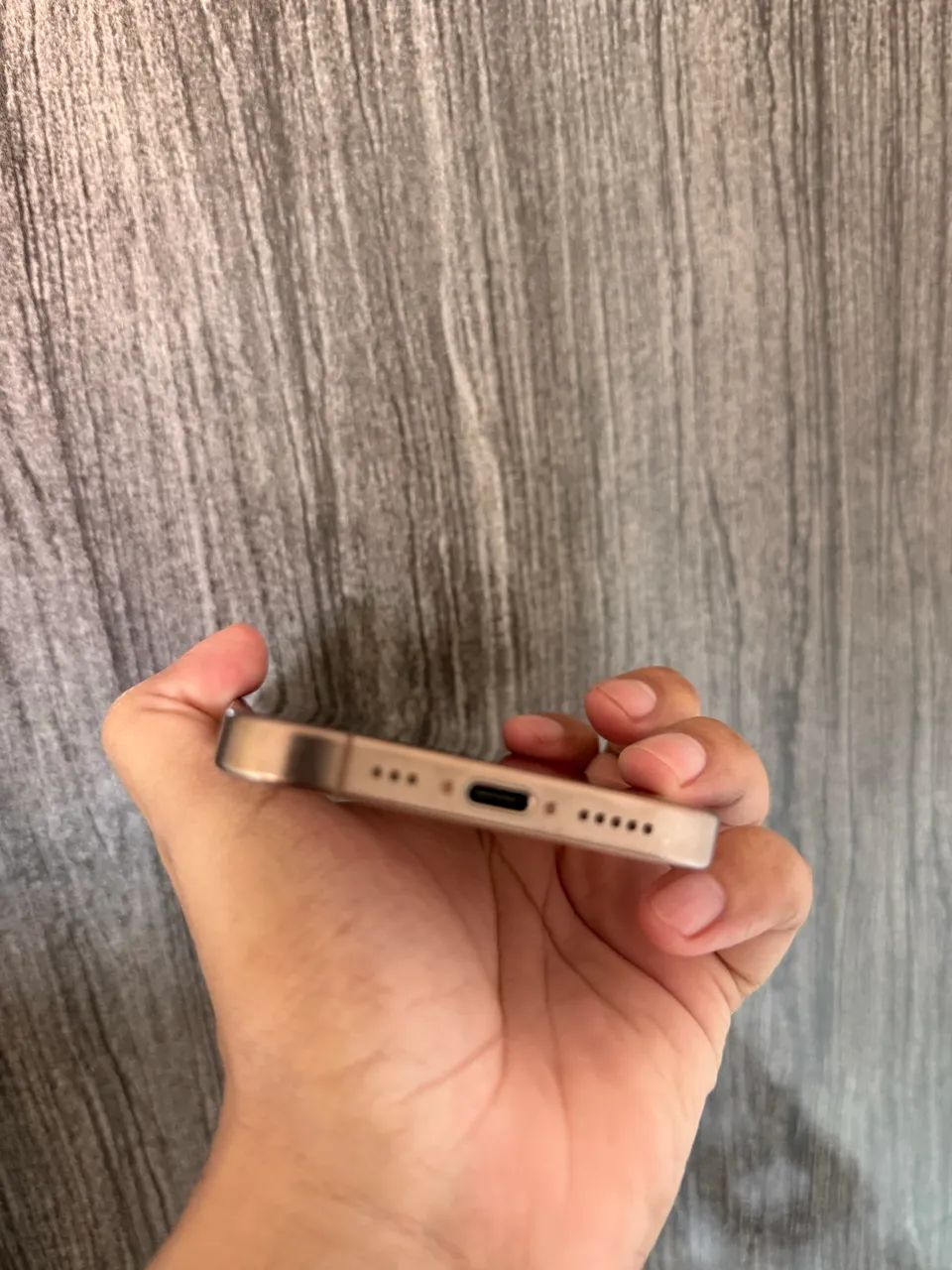 iPhone 16 pro 128 - Foto 3