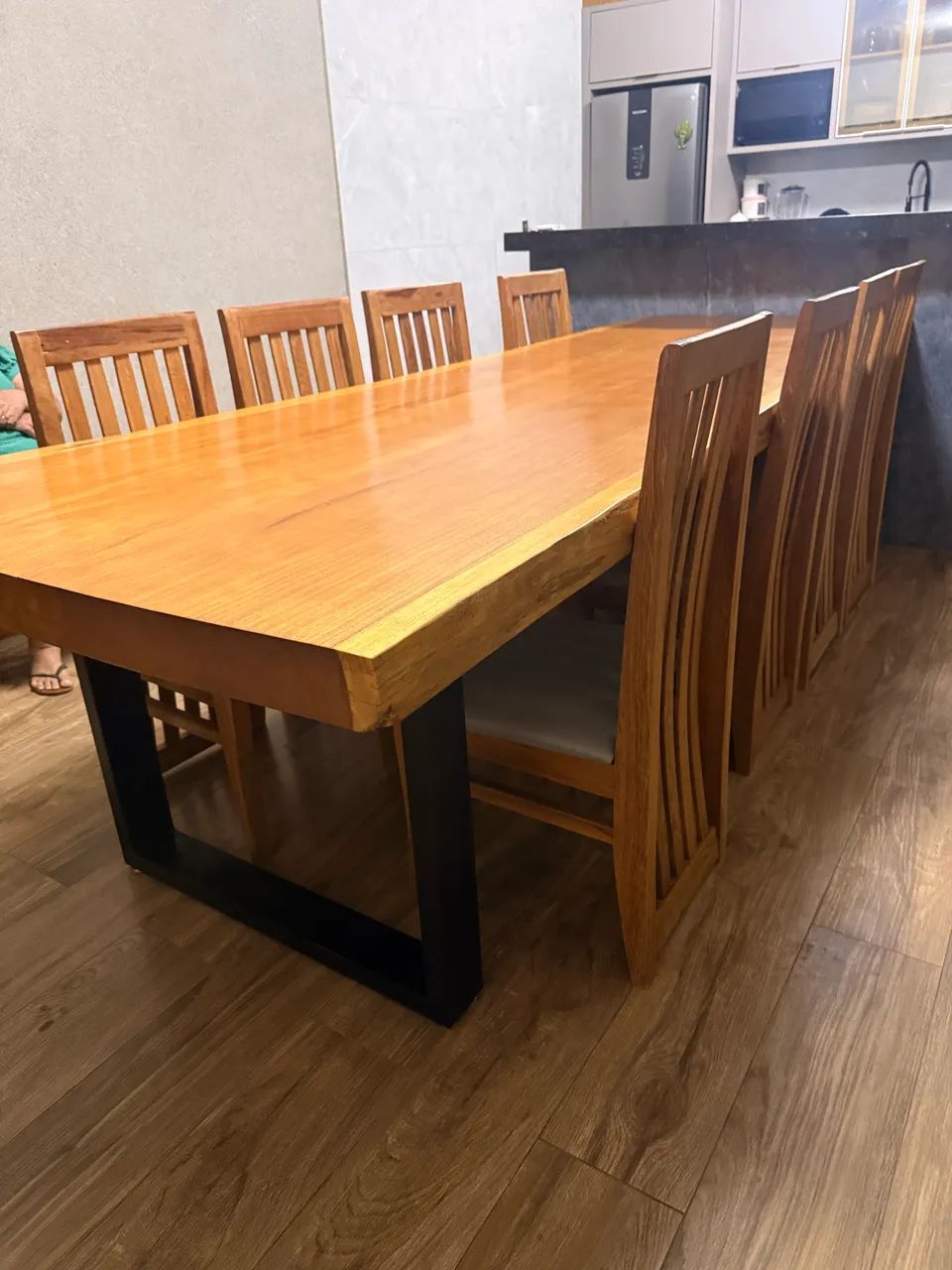 ? CONJUNTO DE MESA DE JANTAR + 8 CADEIRAS