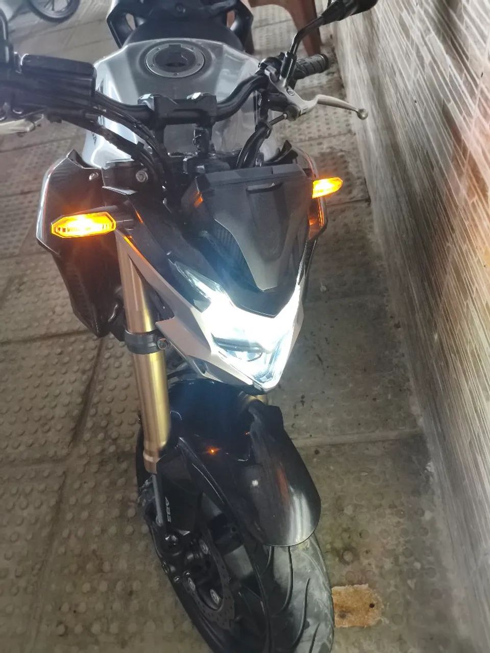 Cb 500f