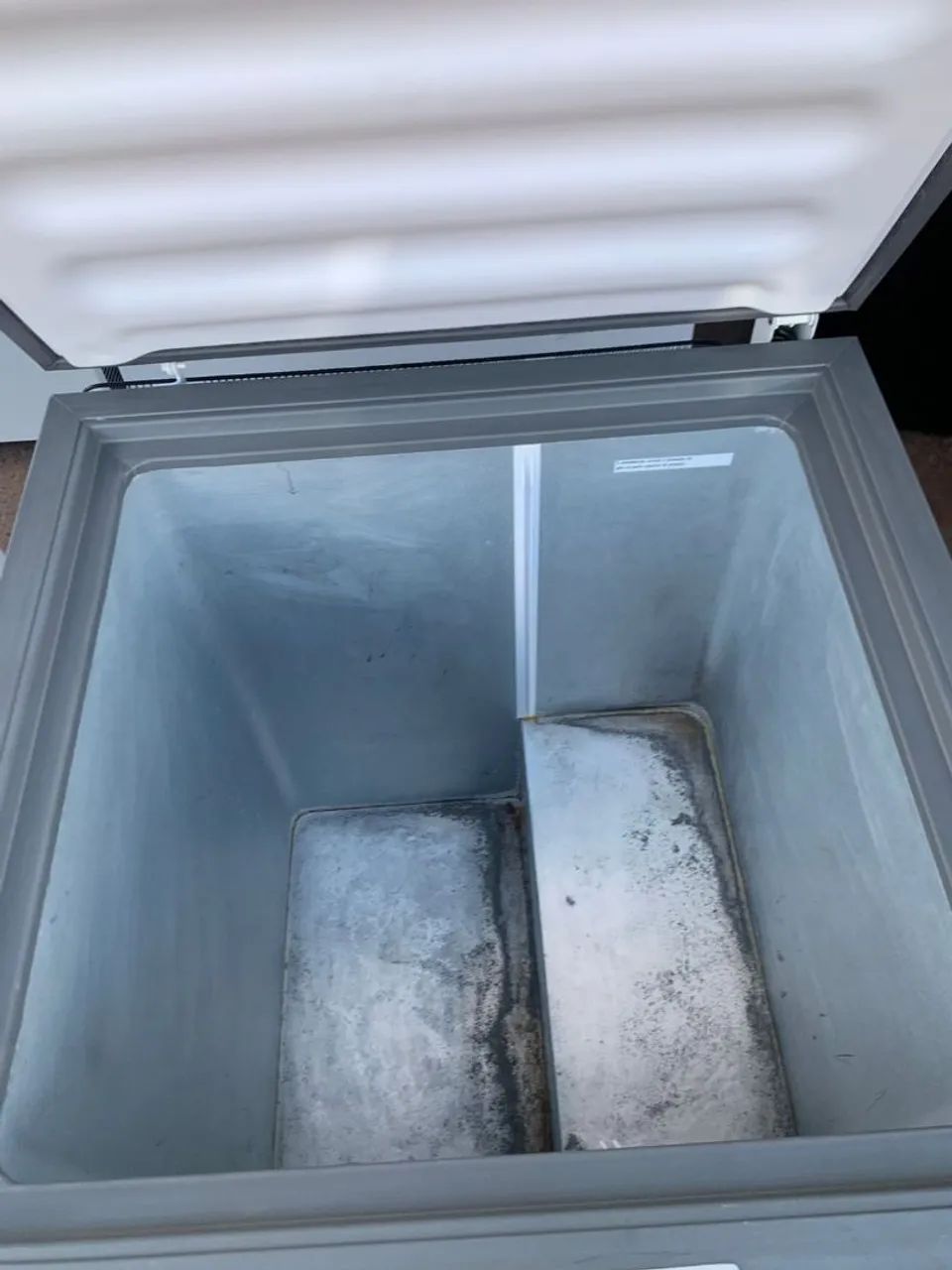 Vendo Esse Freezer - Foto 2