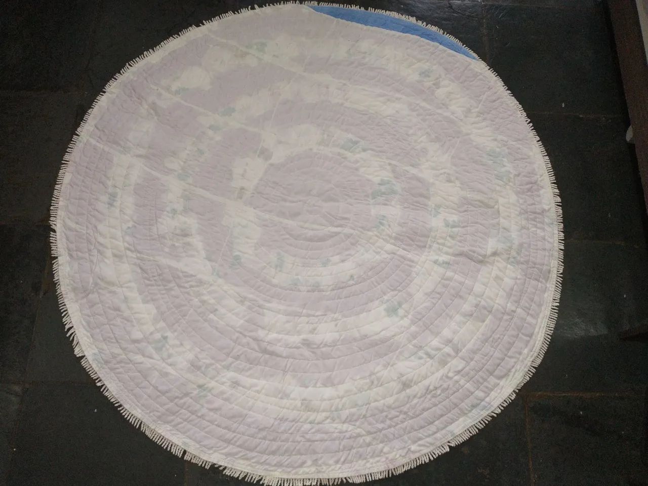 Tapete de Retalhos-Artesanal 1,50X1,50cm. - Foto 4