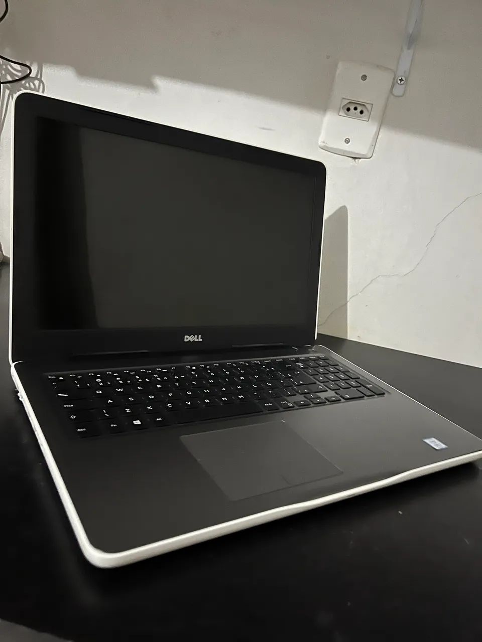 Notebook Dell core i7 sétima geração, placa de vídeo 4gb "900,00" - Foto 4