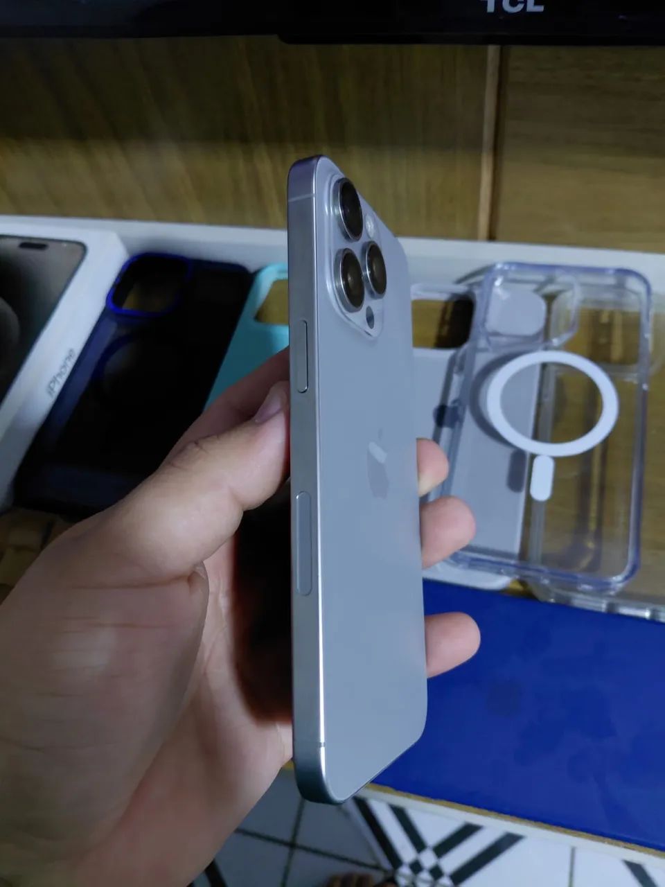 iPhone 15 Pro Max - Foto 4