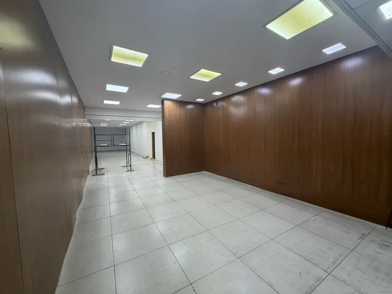 LOJA COMERCIAL - AMARAL PEIXOTO - Foto 3