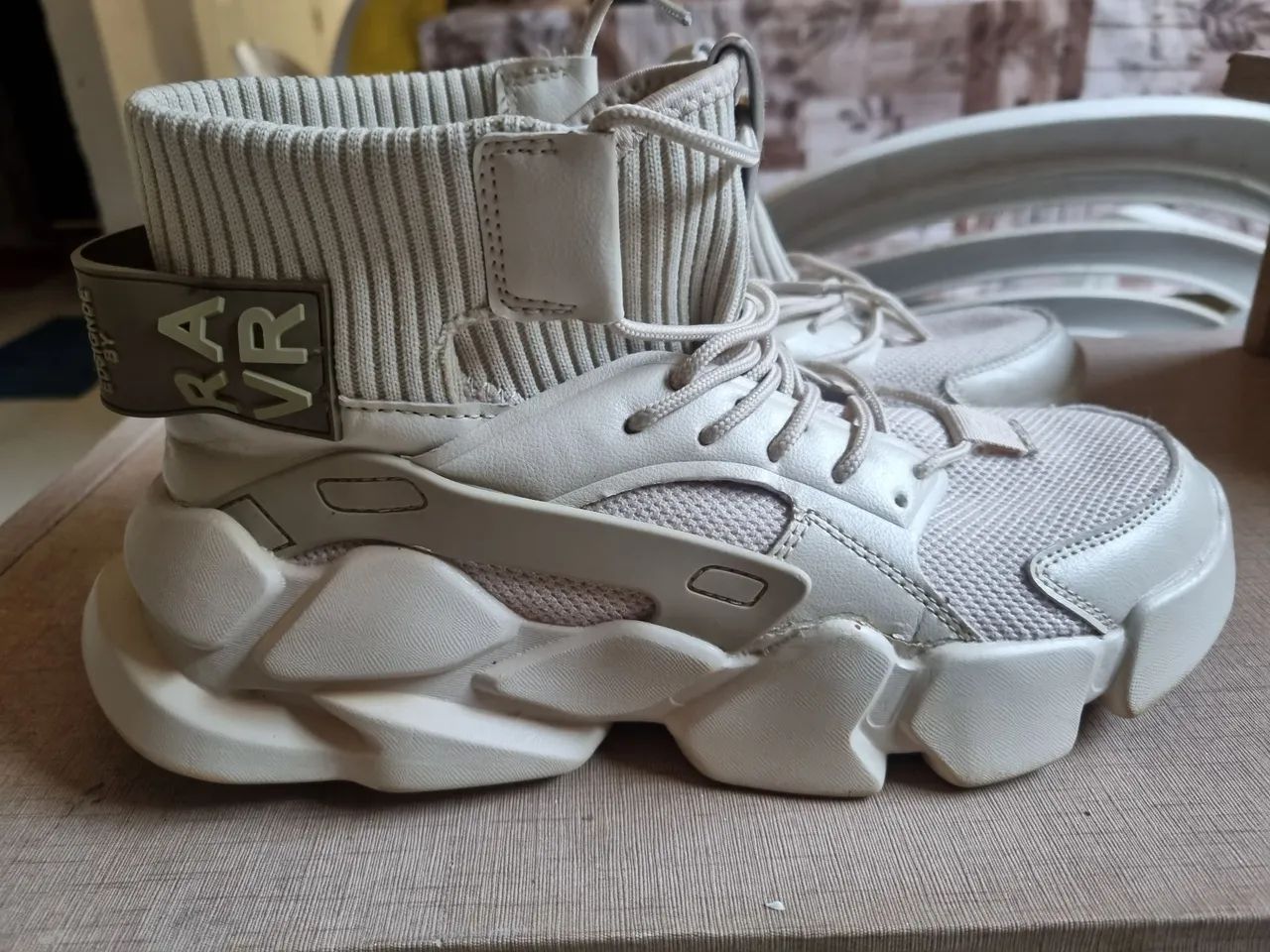 TENIS RAVR BEGE 42 - Foto 2