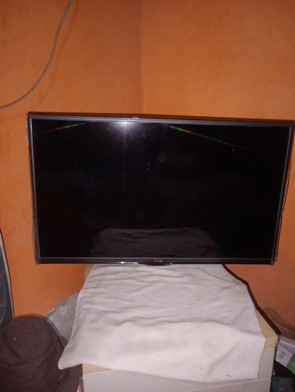 TV LG 32 com defeito pra retirar peças 