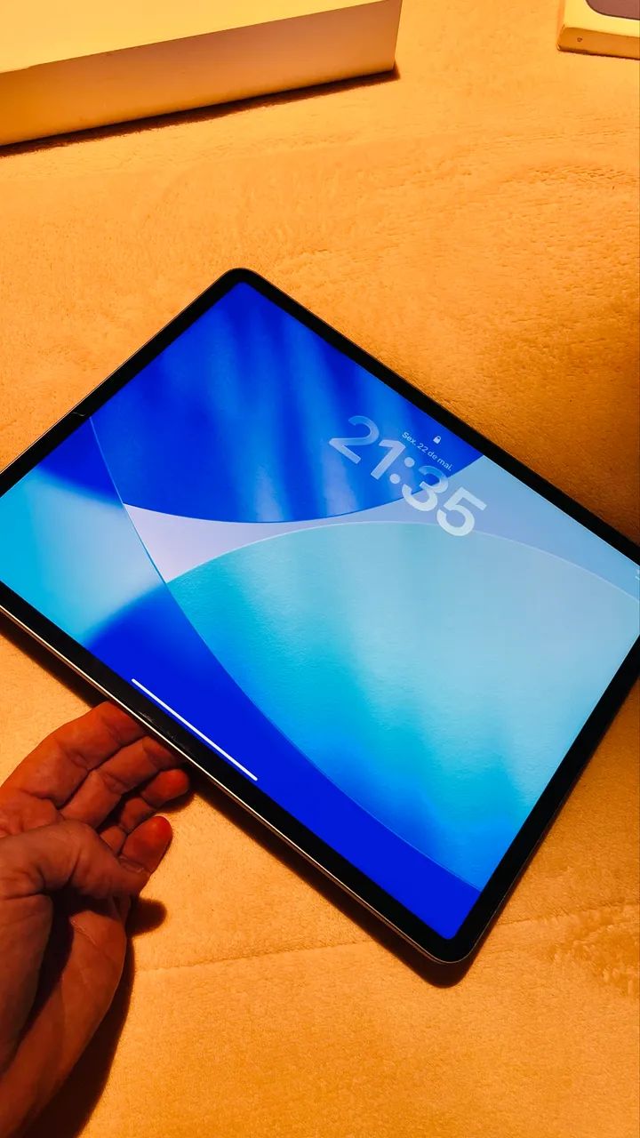 Apple iPad Pro 12,9 polegadas (6° Geração) Wi-Fi + caneta + película + capa - Foto 2