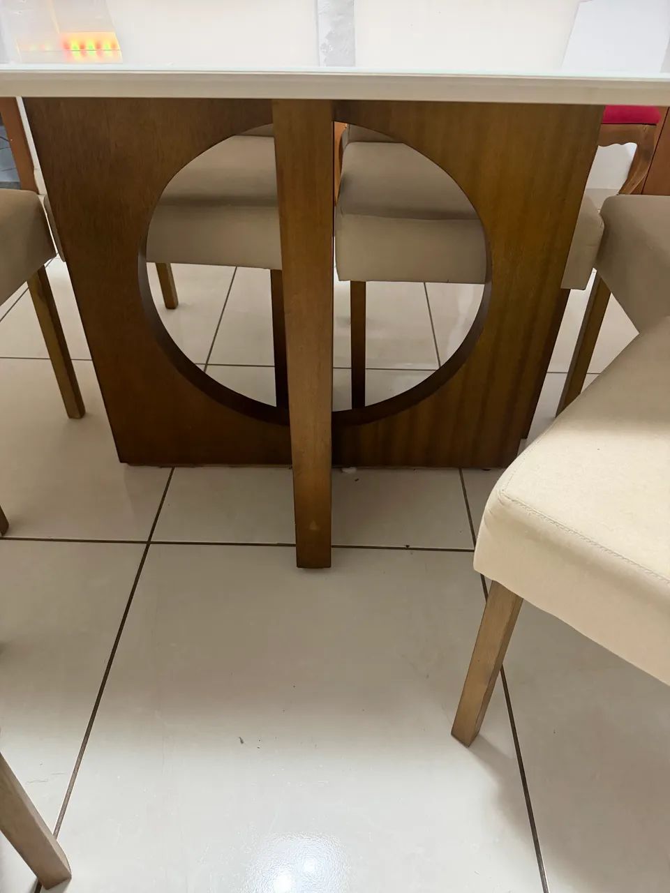 Mesa de jantar MDF/Vidro com 6 cadeiras - Foto 2