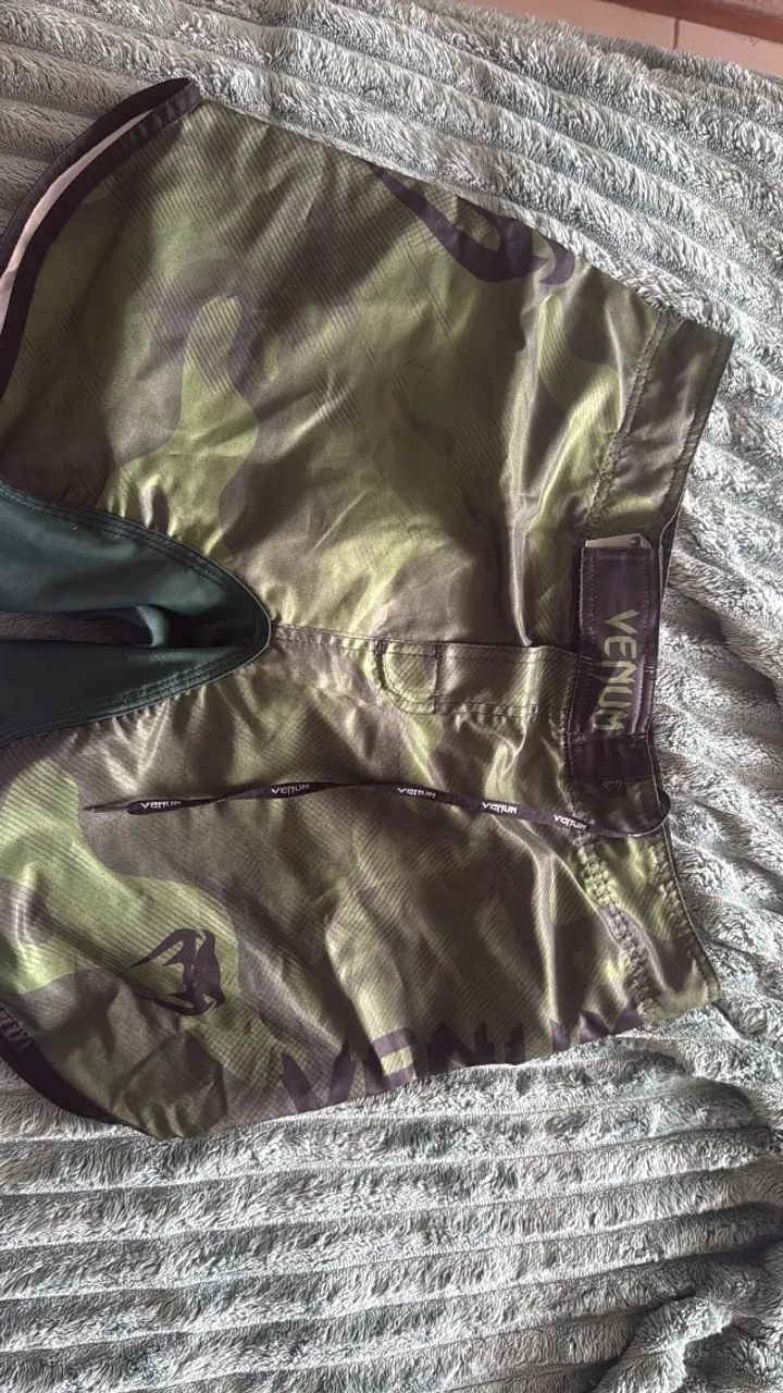 BERMUDA VENUM - Foto 2