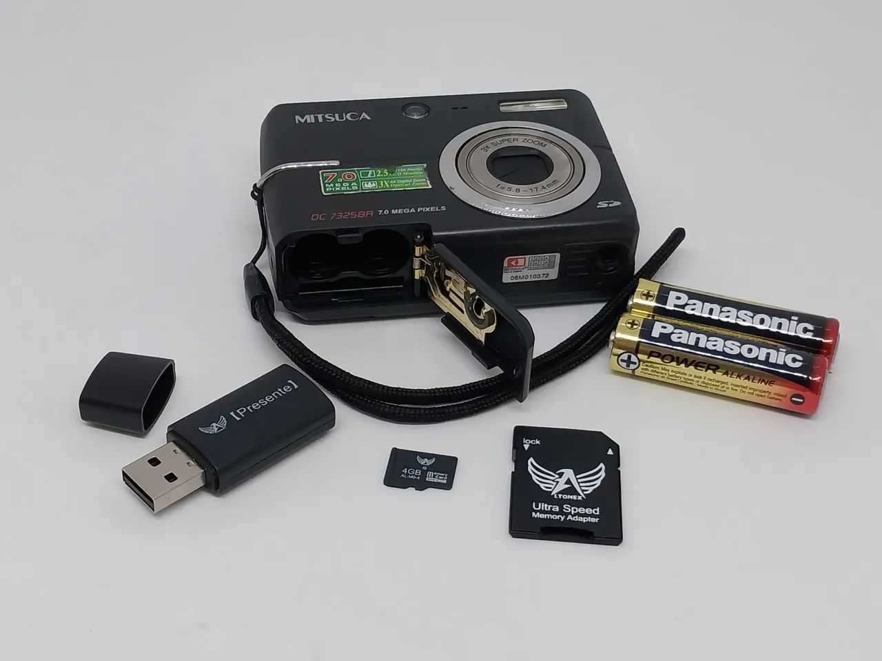 Câmera Digital Vintage Mitsuca DC7325BR (7.0 MP) - funcionando e completa! - Foto 3