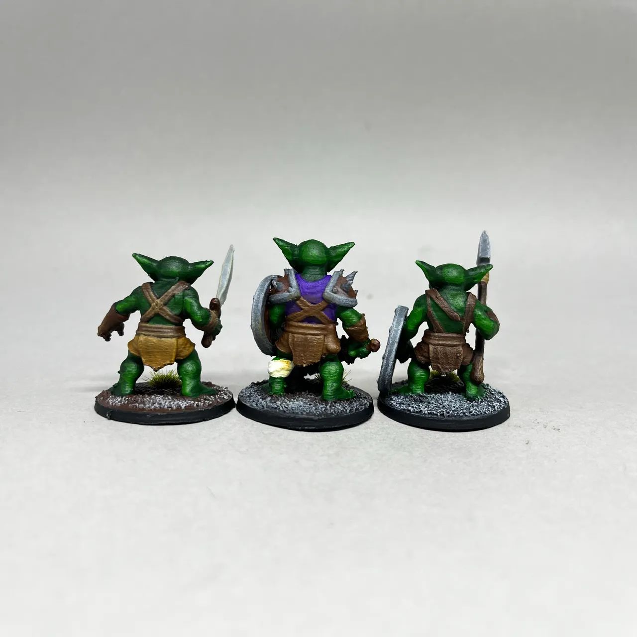 Kit 3 Miniaturas Goblins RPG de Ação Dungeons & Dragons - Foto 2