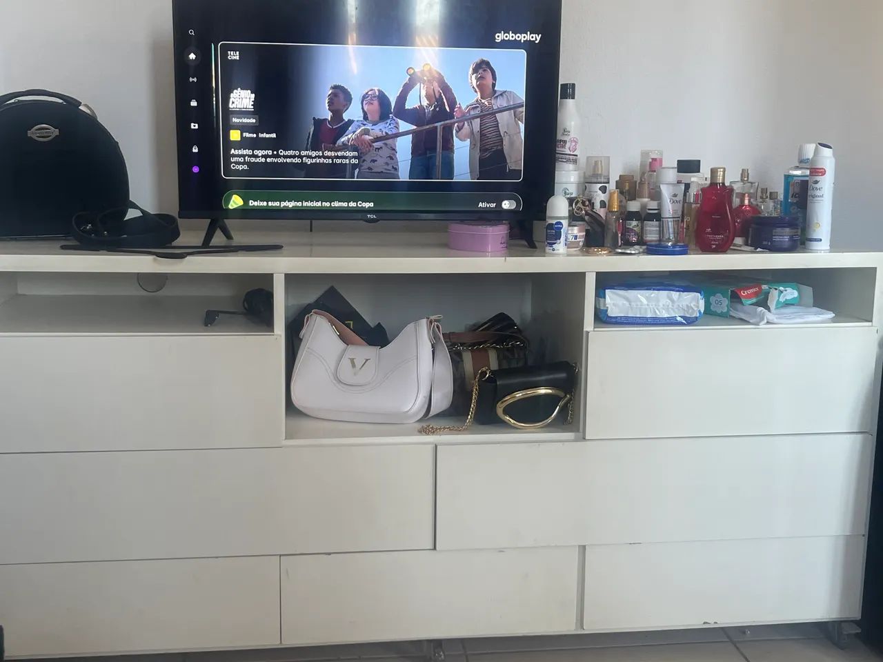 Pra vender logo tem 4 gavetas móvel planejado em excelente estado