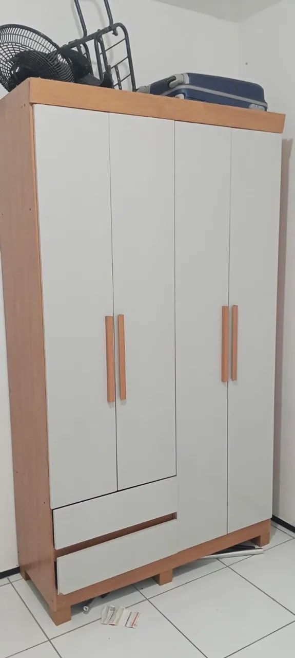 Vendo guarda roupa 