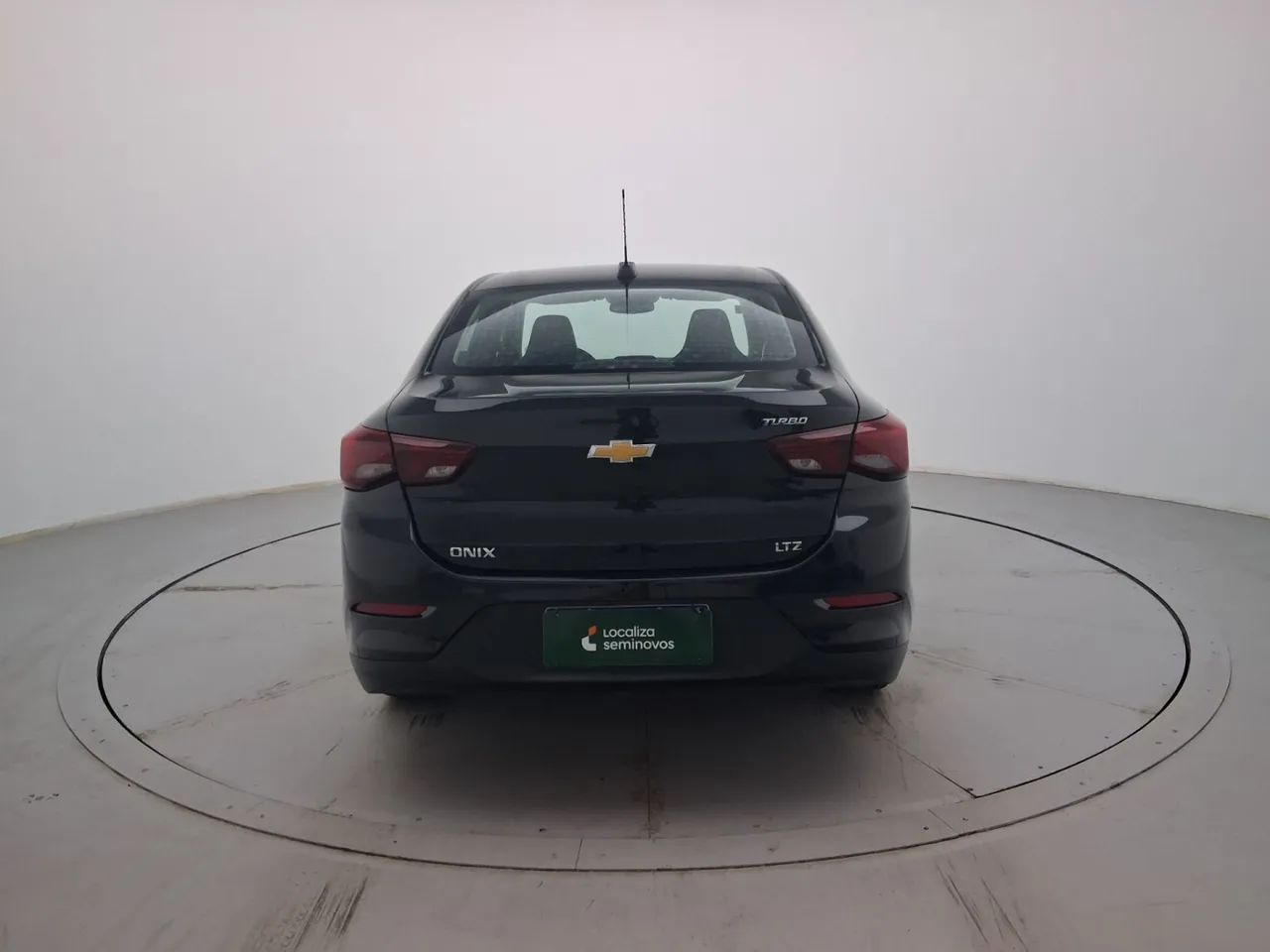 Chevrolet Onix Plus LTZ 1.0 12V TB Flex Aut. 4P, foto 4 de 18