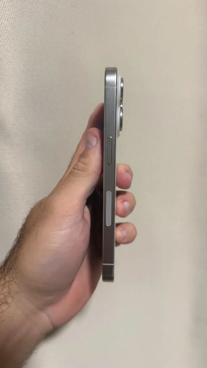 Iphone 15 pro 256gb - Foto 2