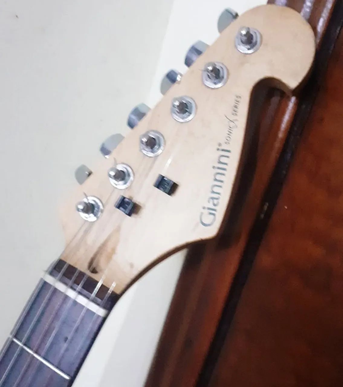 Guitarra Giannini Sonic X-Series Strato Blindada - Estuda Troca   - Foto 4