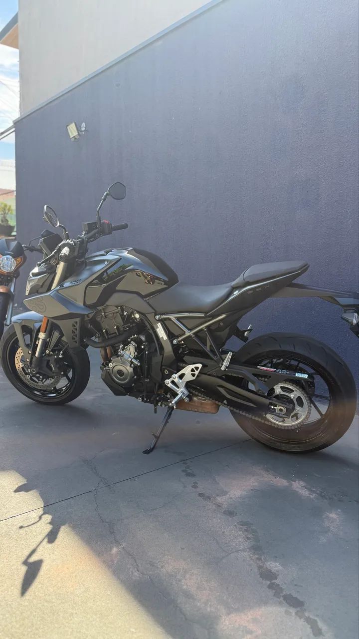 Suzuki gsx 8s  - Foto 3