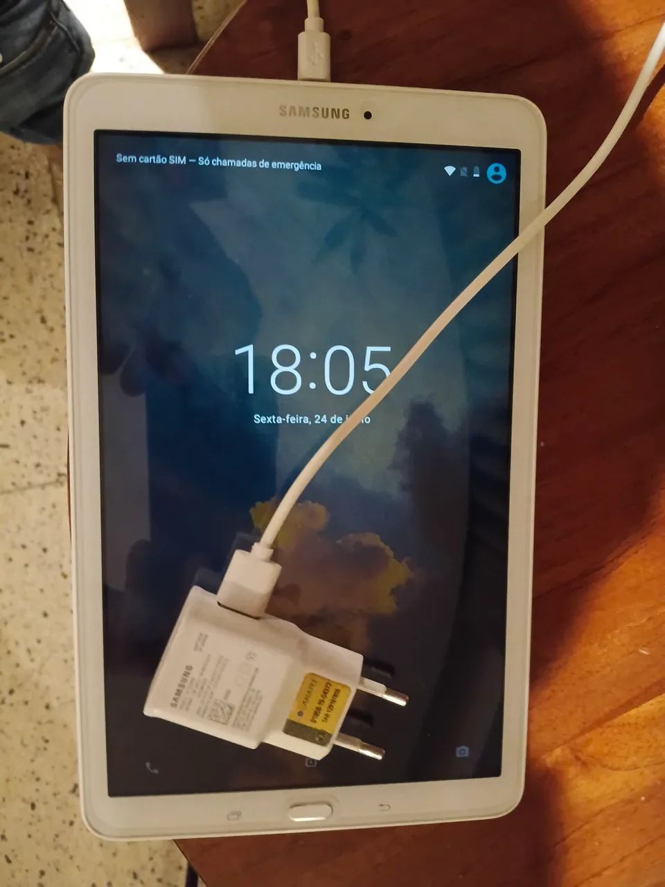 Tablet Samsung Galaxy Tab E 9.6 (SM-T561)