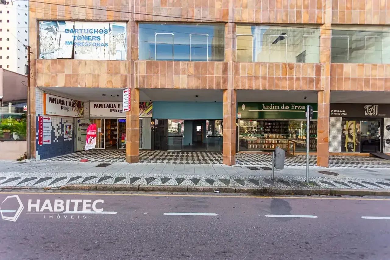 Loja comercial com 142,76m² no Batel - Ed Viareggio - HT3692 - Foto 2