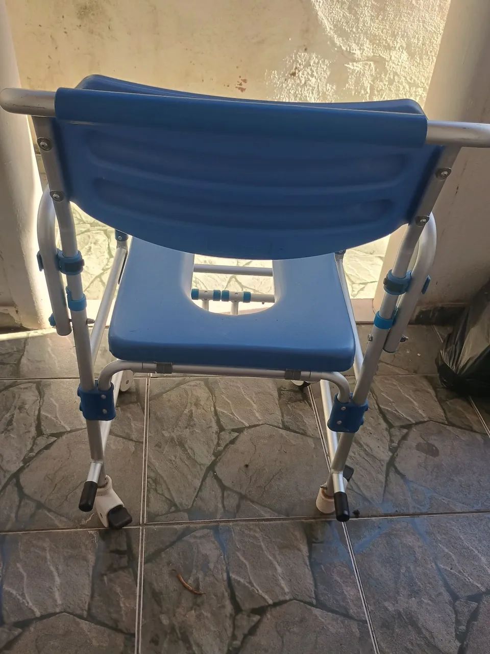 Cadeira de banho para Idosos e deficientes - Foto 2