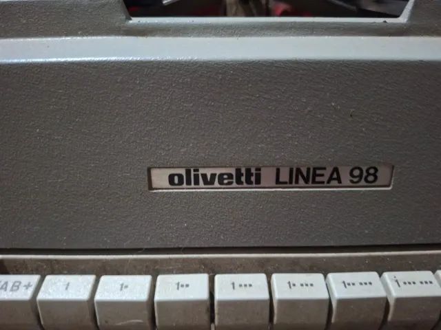 Máquina de escrever Olivetti Linea Vintage Antiquario  - Foto 2