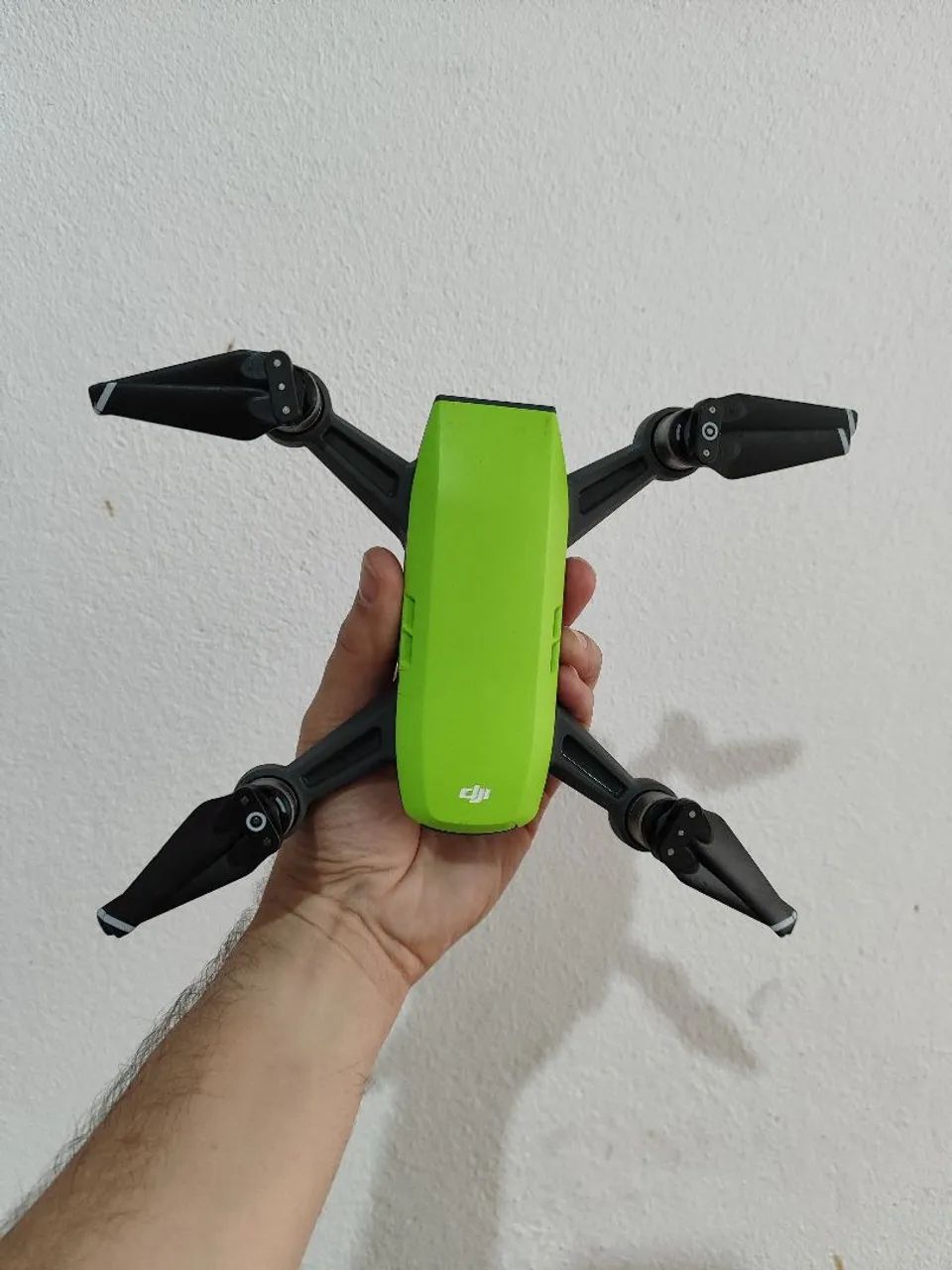 DRONE DJI SPARK FLY MORE COMBO ? KIT COMPLETO + 2 BATERIAS + CONTROLE + BOLSA ORIGINAL - Foto 3