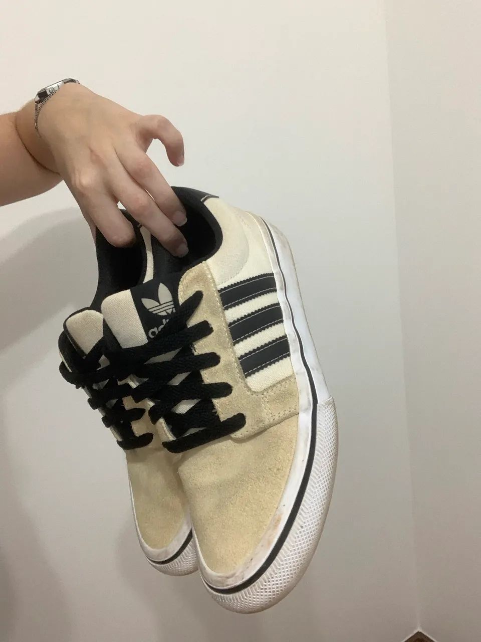 Tênis adidas usado 