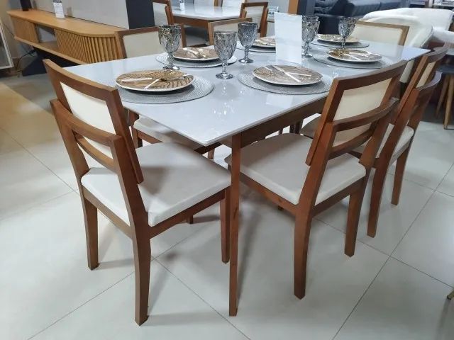 Mesa de Jantar com 06 cadeiras  - Foto 3